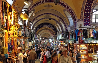 chợ grand bazaar luôn đông người