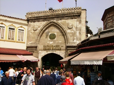 cổng vào chợ grand bazaar
