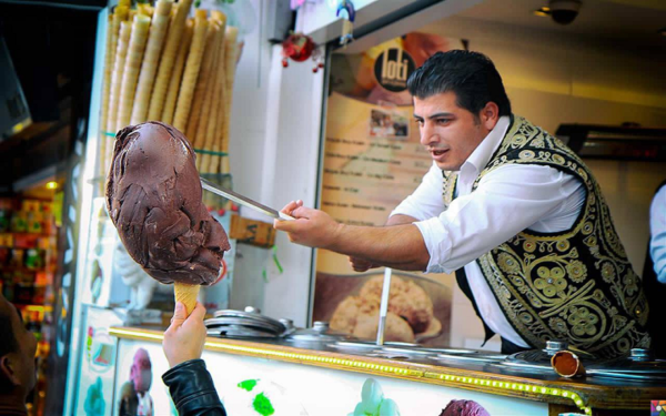 10 món ăn đường phố ở Istanbul nên thử khi đến Thổ Nhĩ Kỳ